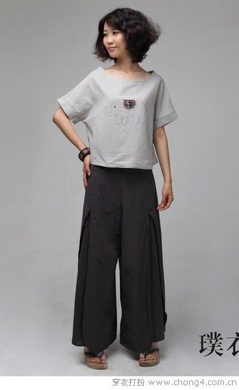 简约素衣演绎环保新时尚